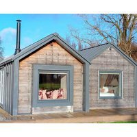 Budburst - Ashling Park - Sleeps 4 Guests In 2 Bedrooms