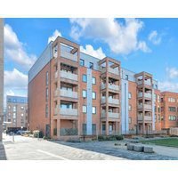 Stylish 2-bedroom Apartment With City Views & Cosy Vibe.