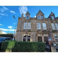 Crown Jewel - 4 Bedroom 2 Bathroom Townhouse W Parking- Inverness City Centre