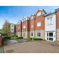 2 Bed/ 2 Bath Apartment In Roundhay
