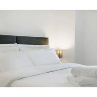 Cozy 1 Bed Apartment In Town Centre