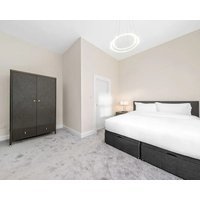 Largs Luxury 4 Bed Apartment In Central Glasgow