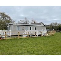 Caravan in Holcot - Sleeps 6 - Pet Friendly