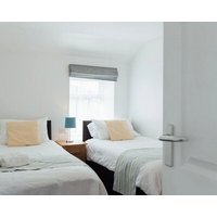 The Hayloft - Sleeps 4 Guests In 2 Bedrooms