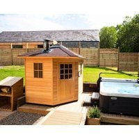 Lavender Lodge For 2 • Hot Tub + Sauna