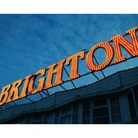 Pictursque Apartment Near Brighton Beach No Deposit