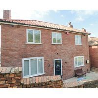 Ocean Spray Pet Friendly Country Holiday Cottage In Scarborough