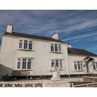 Fferm Porthdafarch South Farm House