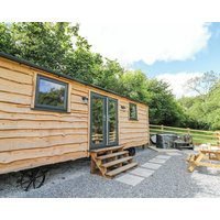 Shepherds Cwtch Pet Friendly With Hot Tub In Llandovery