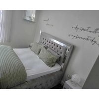 Luxury stylish Charming City Apartment with Private Entrance in Wolverhampton
