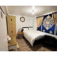 OYO Unique Guestroom - Farnworth Easy Access to Bolton