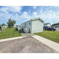 Golden Sunset 2 Bedroom Caravan Pets stay Free