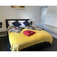 Charming 1-Bedroom with Balcony