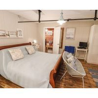 Horton Lodge Boathouse