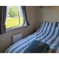 3 Bed Lodge - Sleeps 6 - Parking - Pets - Wifi
