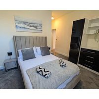 Upperhead Row Apartment