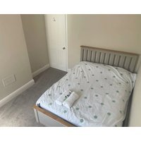 Entire 2 bedroom property on Mount castle Road Leicester