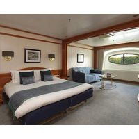 Sunborn London