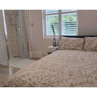 8 Guests - Free Parking - Full Equipped House