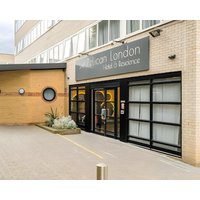 Pelican London Hotel and Residence