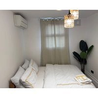 Studio - Sleeps 2 & Free Parking