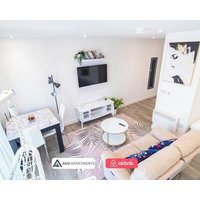 Contemporary Studio Close to City – APT 10