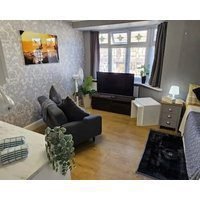 Fantastic 4 Apartments (Studio Flat)