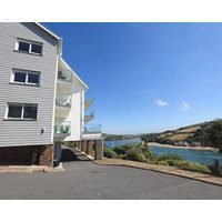 2 Poundstone Court Family Friendly In Salcombe Ref 994949