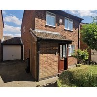 Detached 3 Bedroom House in Leicester with Private Parking & Garden