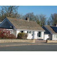 80 Breeze Hill - sleeps 5 guests in 2 bedrooms