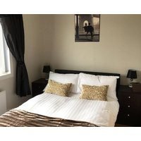 Amazing Views! Kyle.1 Mile To Isle Of Skye! En-suite  Quiet Area .sat Tv.