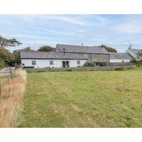 The Old Dairy - sleeps 4 guests in 2 bedrooms