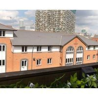 Birmingham City Centre Apartment with Balcony