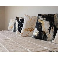 Flat - Sleeps 4 - Parking - Balcony - Pet Friendly