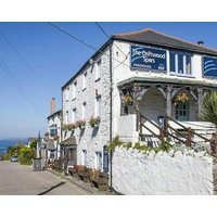 nLuxury Cornish Home Modern Cabin Central St.Agnes Village Sleeps 8 Nr Beach