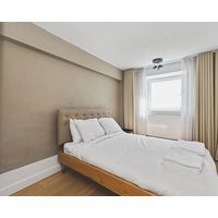 Belgravia Living – 2-Bed 1-Bath Home with Balcony