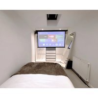 Greenwich Apartment 20 minutes from central London