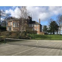 Stunning Hall Cottage Near York and Leeds