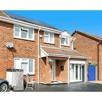 Aspen Close 4 Bedroom Retreat with Spa Sauna and Gym