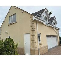 Open Plan Studio Apartment With Fantastic Games Room