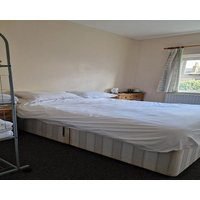 Standard Triple Room - Shared