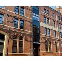 Luxury Leeds Stay • Near Canal