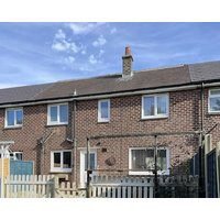 Modern 3 Bed house with parking - Chorley near M61