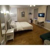 Peckham Haven - a few minutes from Peckham Rye station