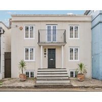 Lymington Retreat with Garden