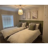 Sunset Cottage - 55 South Lane