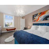 Luxurious Stylish Home: Heart Of Great Harwood