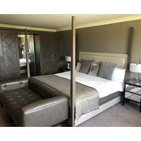 Riverside Lodge Hotel