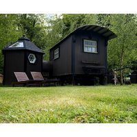 Shepard hut - Hot Tub Outdoor Shower Bath