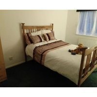 Bright warm spacious 3 bedroom flat with balcony in Redditch Worcestershire